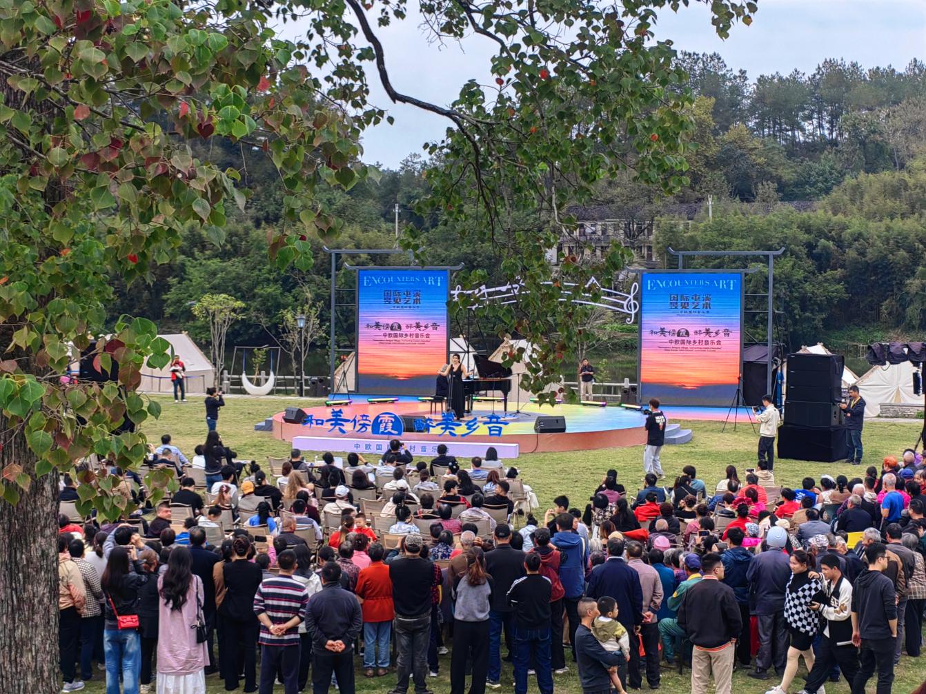 “出攤”即“出圈”！朱村“荷·咖啡”邀您一起聆聽(tīng)經(jīng)典！